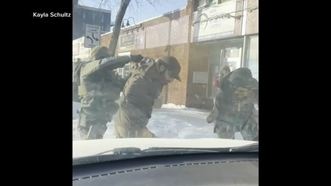 Minute-by-Minute Timeline of the Alex Pretti Shooting (Approximate Local Time)