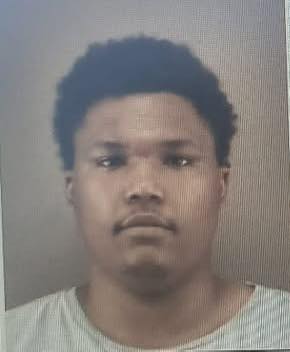 🚨 Manhunt Underway After Deadly Shooting in Pinnacle Claims Life of 33-Year-Old Cidney Banks