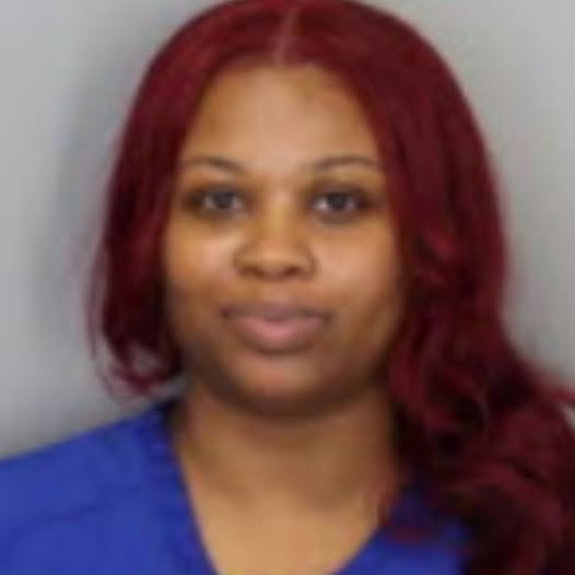 On August 7, 2016 at approximately 4:00 a.m., police say officers responded to a reported aggravated robbery at the Valero gas station located at 1243 Lamar Avenue in Memphis, Tennessee.