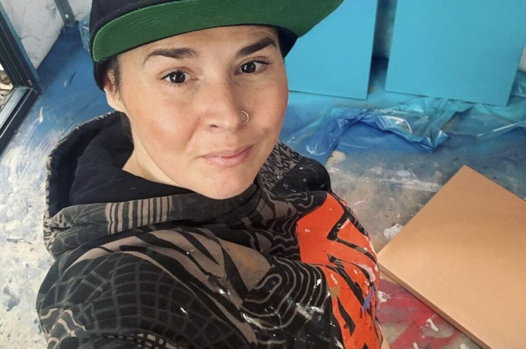 Elizabeth Close Adelaide, AU – Nursing & Arts Obituary News: The Adelaide Community and Flinders Medical Centre Family Mourn the Heartbreaking Loss of Former Emergency Nurse and Renowned Artist Elizabeth Close