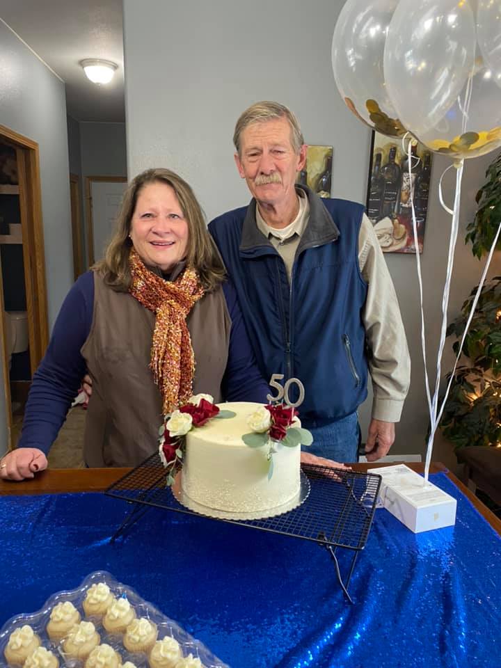 Martin Hanson Springfield, Minnesota Obituary: Elderly Couple And Two Children Killed, Eight Relatives Injured In Party Bus‑SUV Collision in SW Minnesota